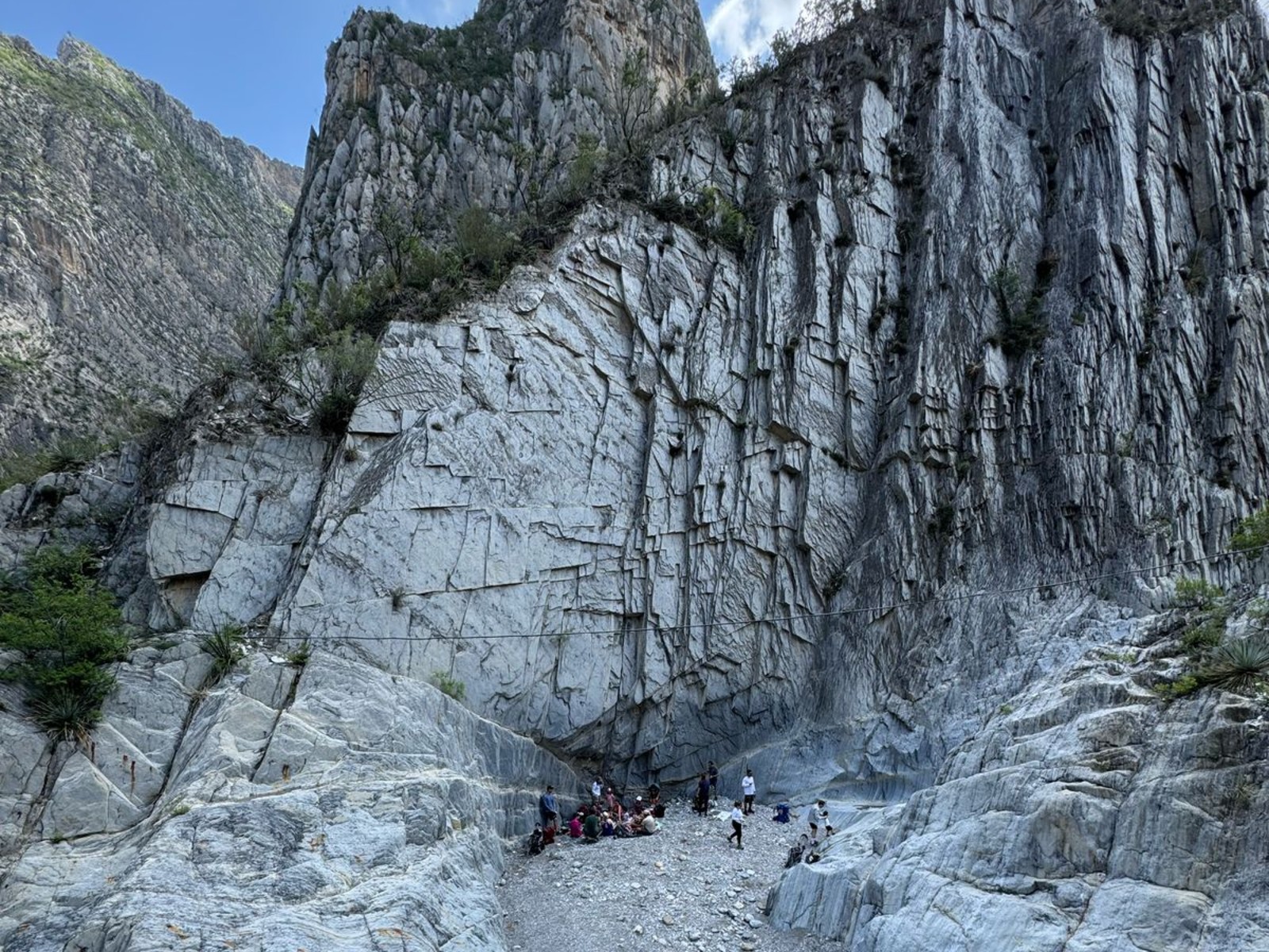 Hike + Picnic Familiar - La Huasteca galería 3
