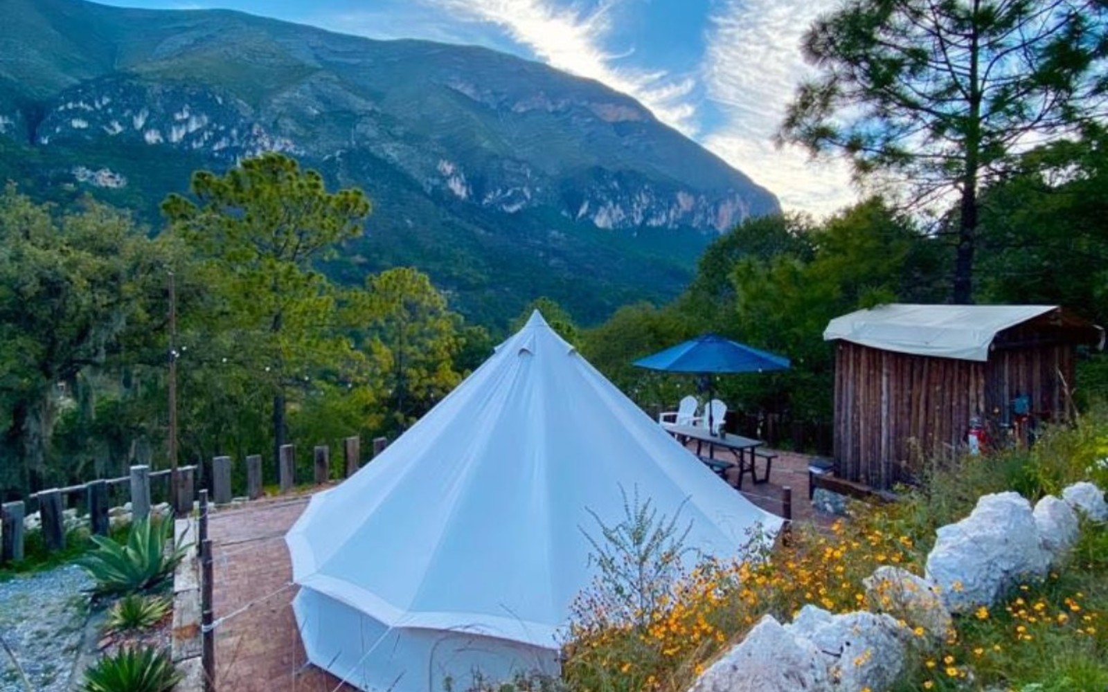 Glamping + Hike Familiar - Laguna de Sanchez